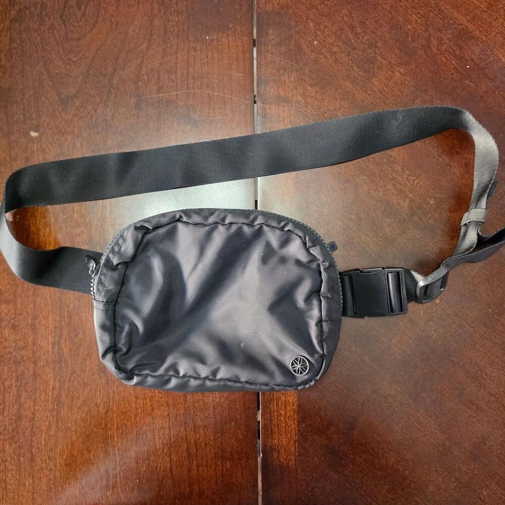 Unbranded Women's Black Bag